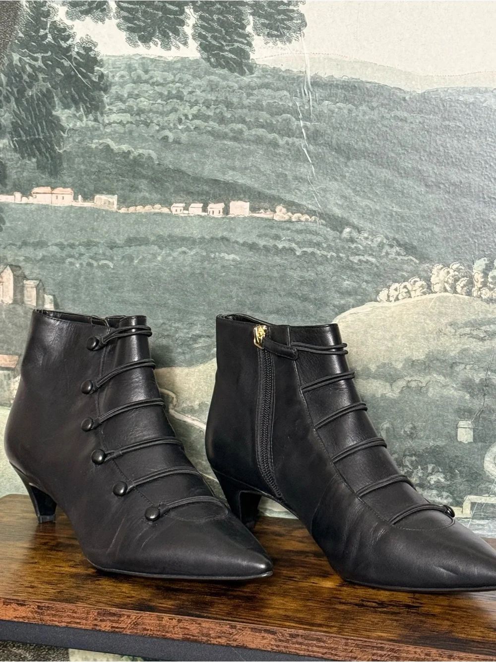Nine West Classic Victorian Black Leather Pointed Ankle Boots